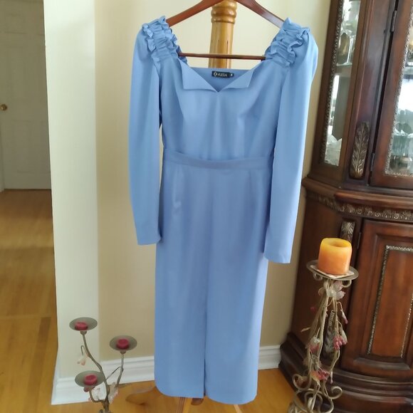 HOST PICK ~~~Elegant Classy Blue Dress, Unique Design, Size - XSP - Picture 1 of 4